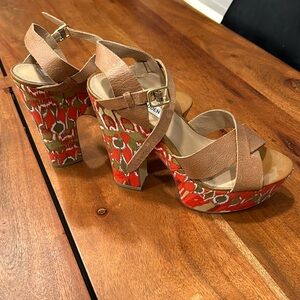 Steve Madden Platform heals size 8.5